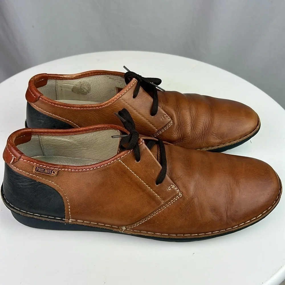 Pikolinos Men’s Leather Tan and Navy Lace-Up  Derby Shoe